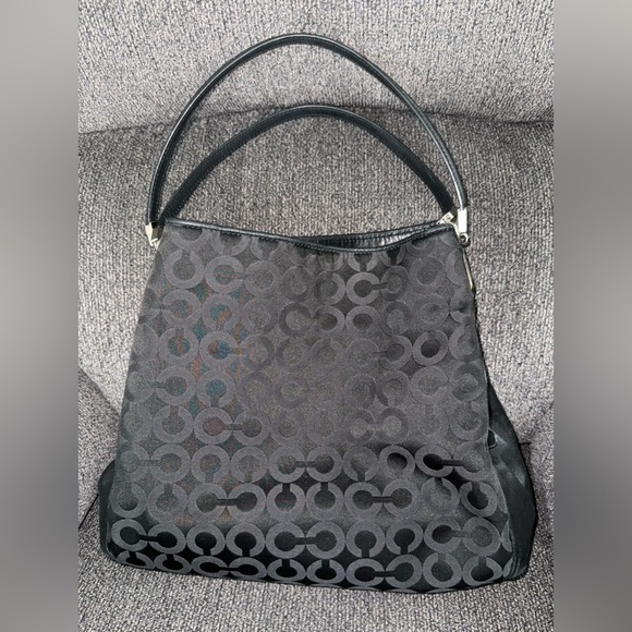 Authentic Coach bag! Perfect for everyday use 🚨 SEND ME OFFER 🚨 - Picture 1 of 16